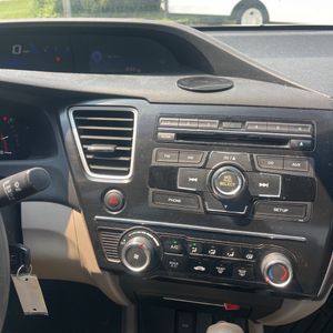 2013 Honda CIVIC LX — миниатюра 37
