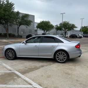 AUDI A4 2.0T PREMIUM - 3