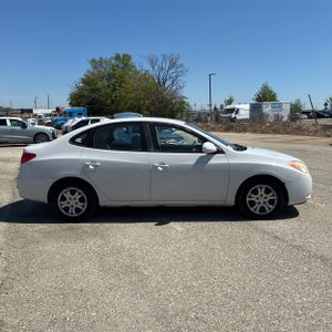 HYUNDAI ELANTRA GLS - 10