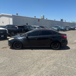 FORD FOCUS SE - 3