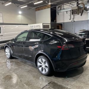 TESLA MODEL Y LONG RANGE - 3