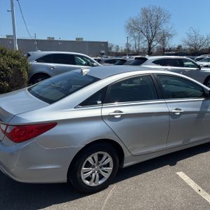 HYUNDAI SONATA GLS - 9