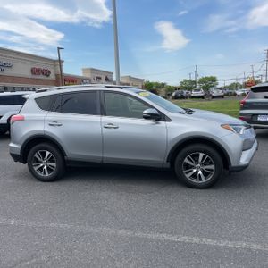 TOYOTA RAV4 - 10