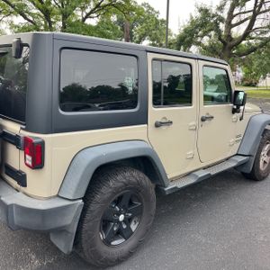 2017 JEEP WRANGLER UNLIMITED SPORT 照片 9