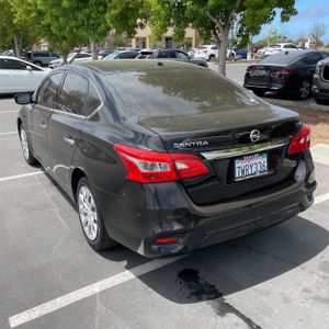 2017 Nissan SENTRA SV — фото 5
