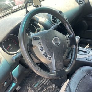2010 Nissan ROGUE SL 照片 46