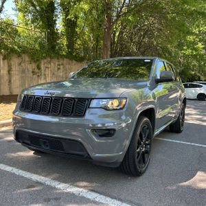 JEEP GRAND CHEROKEE LAREDO X - 1