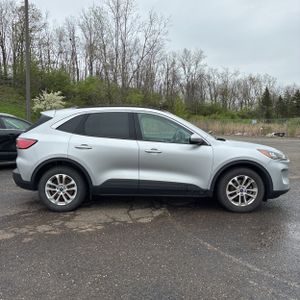 FORD ESCAPE SE - 10