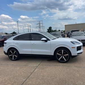 PORSCHE CAYENNE COUPE - 10