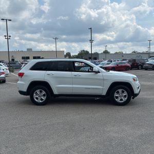 صورة 10 لـ 2014 JEEP GRAND CHEROKEE LAREDO