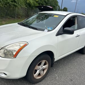 2010 Nissan ROGUE S — фото 2
