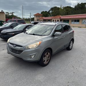 HYUNDAI TUCSON LIMITED - 1