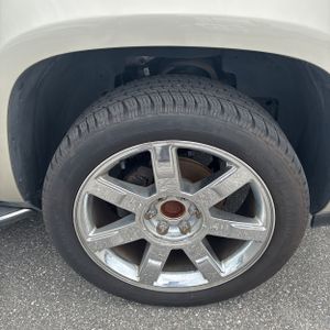 2014 Cadillac ESCALADE LUXURY 缩略图 20