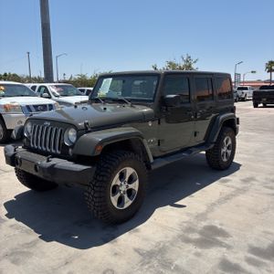 2016 JEEP WRANGLER UNLIMITED SAHARA 照片 1