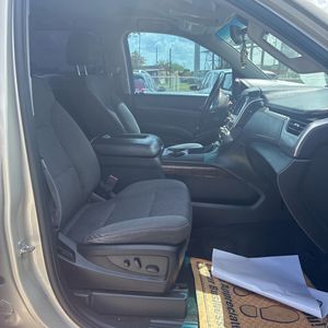 2017 Chevrolet TAHOE LS photo 32