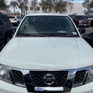 صورة 11 لـ 2020 Nissan FRONTIER SV