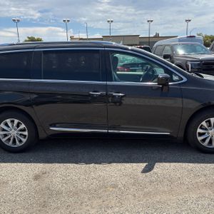 صورة مصغرة 11 لـ 2020 Chrysler PACIFICA TOURING L