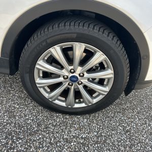 صورة مصغرة 20 لـ 2018 FORD ESCAPE TITANIUM