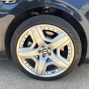 2014 Bentley FLYING SPUR BASE 缩略图 20