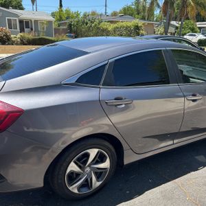 صورة 9 لـ 2020 Honda CIVIC LX