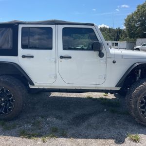 2017 JEEP WRANGLER UNLIMITED RUBICON — миниатюра 11