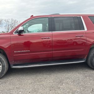 CHEVROLET SUBURBAN PREMIER - 4