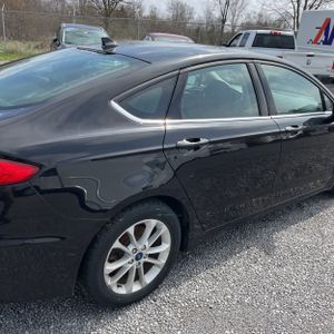 FORD FUSION SE - 9