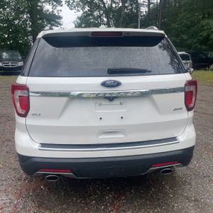 2018 FORD EXPLORER XLT photo 5