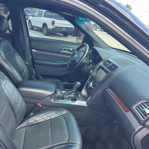 2017 FORD EXPLORER PLATINUM 照片 33
