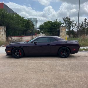 DODGE CHALLENGER SRT HELLCAT - 2