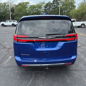 صورة 7 لـ 2021 Chrysler PACIFICA TOURING L