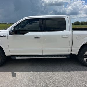 2018 FORD F-150 LARIAT photo 4