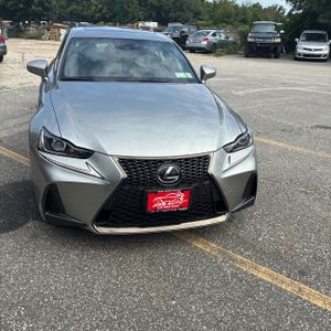 2019 Lexus IS 300 BASE — фото 14