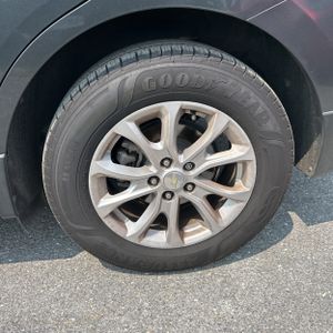 2018 Chevrolet EQUINOX LS — миниатюра 18