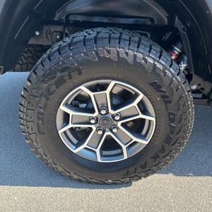 JEEP GLADIATOR MOJAVE 4X4 - 9