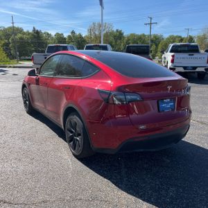 TESLA MODEL Y LONG RANGE - 5