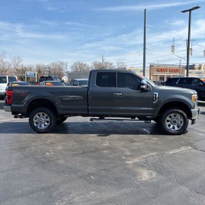 FORD F-350 SUPER DUTY LARIAT - 10