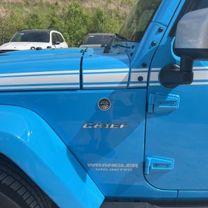 JEEP WRANGLER UNLIMITED CHIEF EDITION - 4