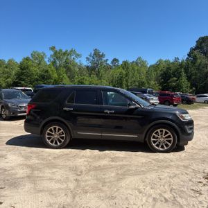 FORD EXPLORER LIMITED - 10