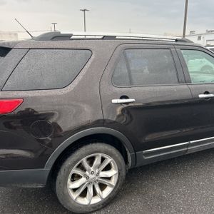 FORD EXPLORER XLT - 9