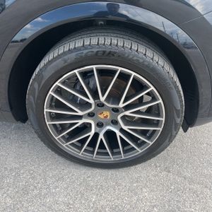 2019 Porsche CAYENNE BASE 缩略图 20