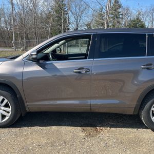 TOYOTA HIGHLANDER - 4