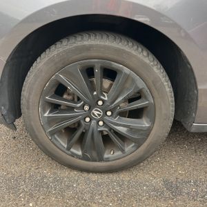 صورة مصغرة 17 لـ 2017 Acura MDX SH-AWD W/TECH