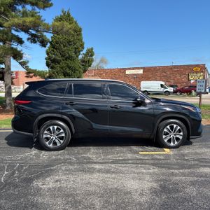 TOYOTA HIGHLANDER - 10