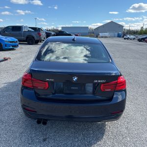 BMW 330I XDRIVE - 7