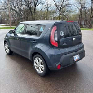 KIA SOUL + - 5