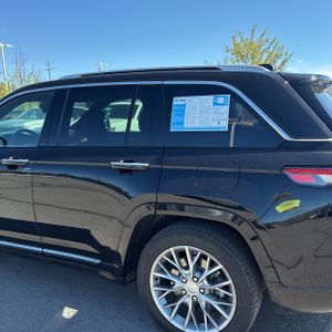 JEEP GRAND CHEROKEE 4XE SUMMIT 4X4 - 6