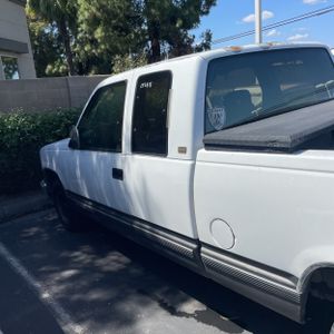 CHEVROLET SILVERADO - 4