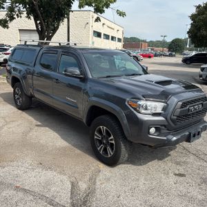 صورة 10 لـ 2017 Toyota TACOMA TRD SPORT