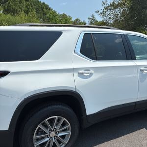 2023 Chevrolet TRAVERSE LT LEATHER — фото 9